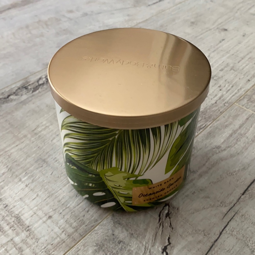 New Bath and Body Works Candle- Oceanside Gardenia